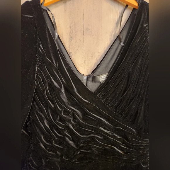 TADASHI Collection Black Velvet 3/4 Sleeves V-Neck Evening Top Size XL - Picture 5 of 9